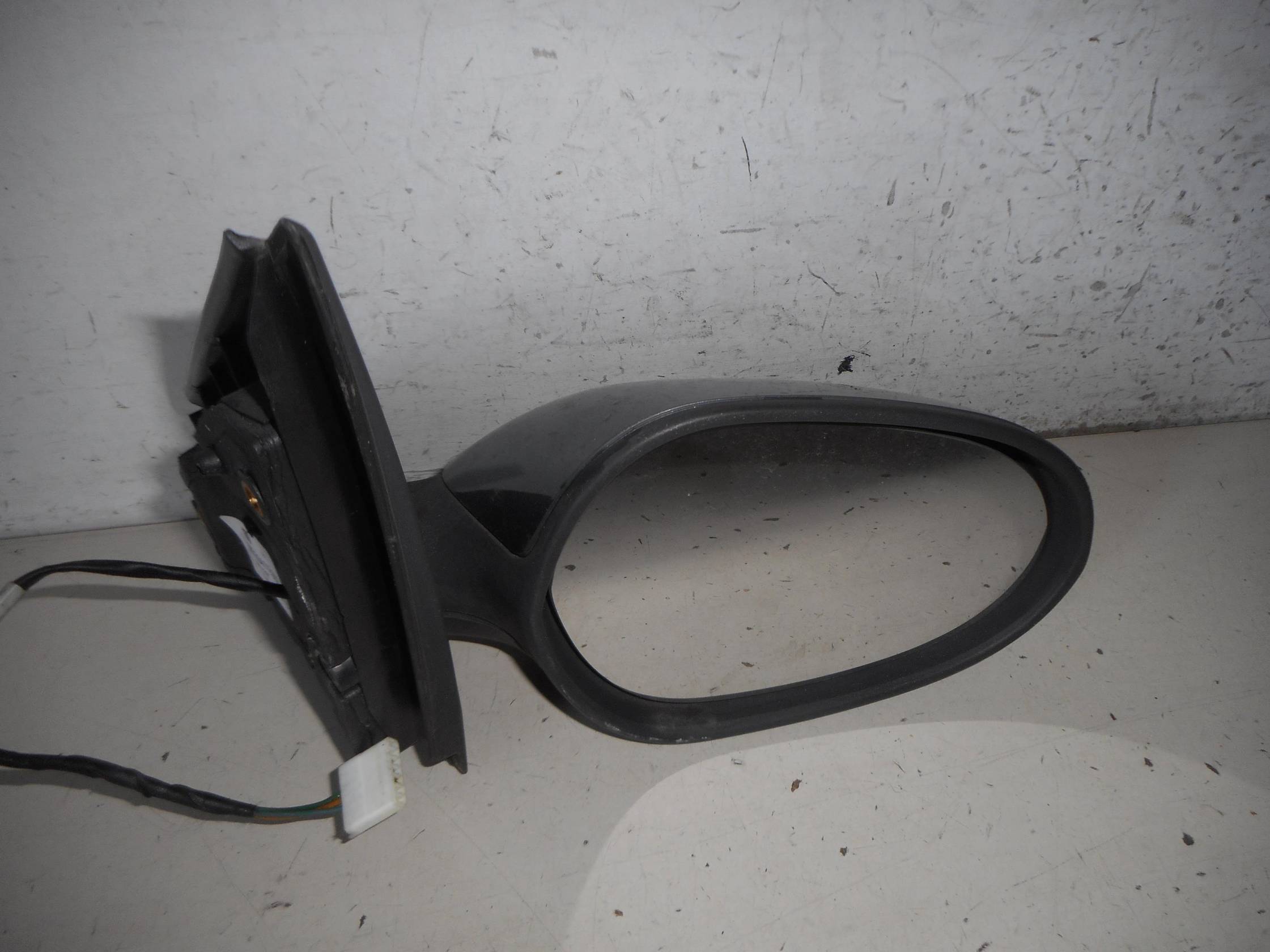 Retrovisore est. regolaz. elettr. dx.